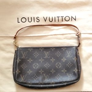 Vintage Louis Vuitton Wristlet